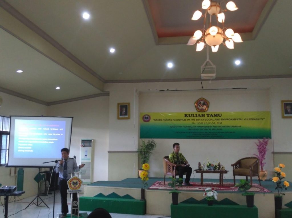 kuliah-tamu